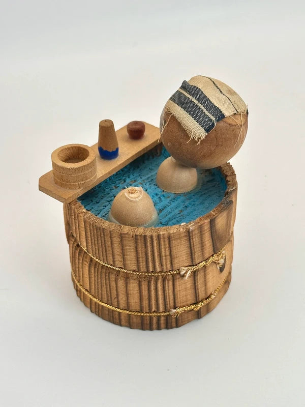 K10119 - Onsen omiyage kokeshi Yubara Onsen 湯原温泉