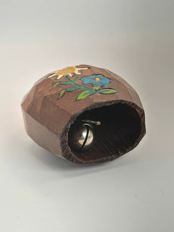 CB027 - Cloche japonaise vintage en bois Dorei