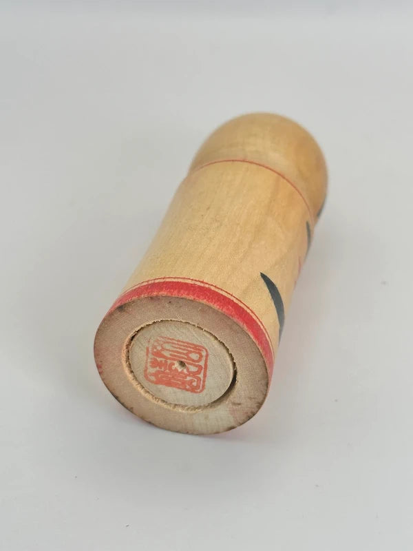 K10077 - Porte-cure-dents Naruko Kokeshi