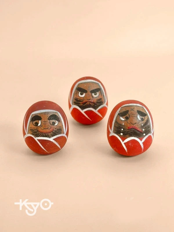 K05031 - Wooden Yamanaka Daruma Doll set