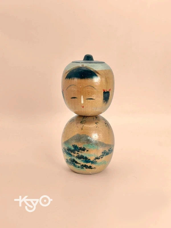 K10121 - Onsen omiyage vintgae kokeshi doll