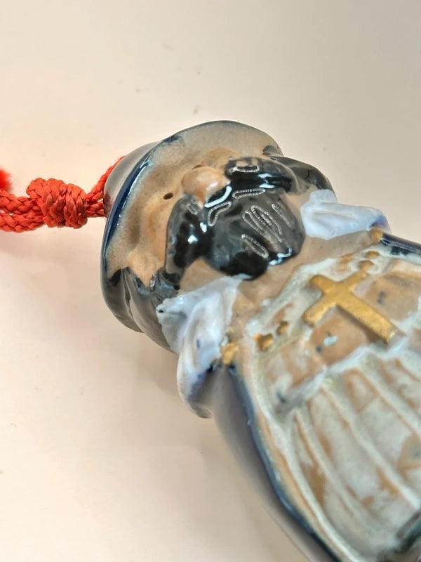 CB051 - Cloche en argile Dorei Nagasaki Oranda Ningyō 長崎オランダ村