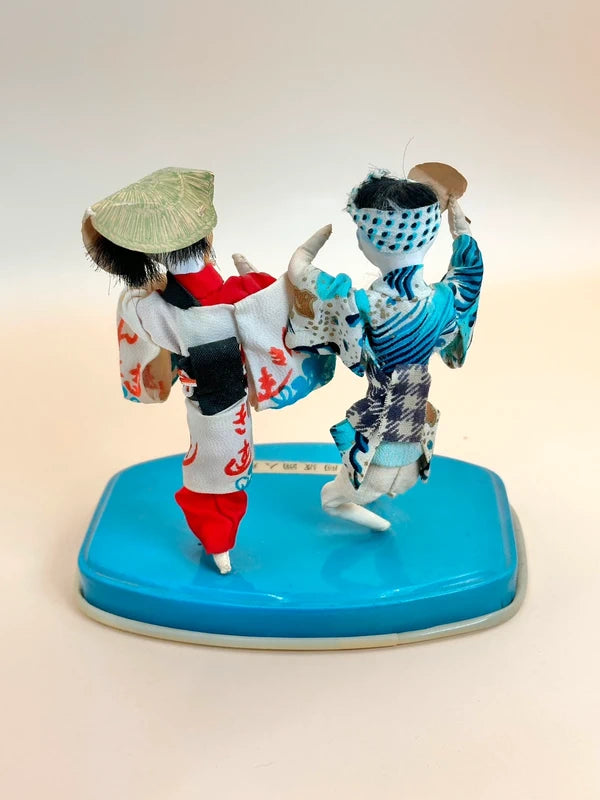 FT159 - Paire de poupées folkloriques Awa Odori vintage