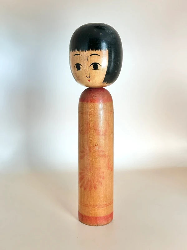 K25047 - Kokeshi Naruko traditionnel par Mamoru Izu 伊豆護