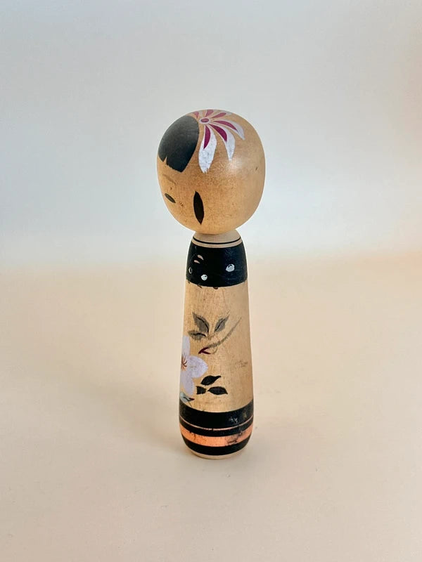 K10124 - Spring Starflower Omiyage Kokeshi Doll