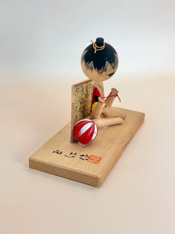 FT195 - Poupée Kokeshi Omiyage – Ibuki-yama