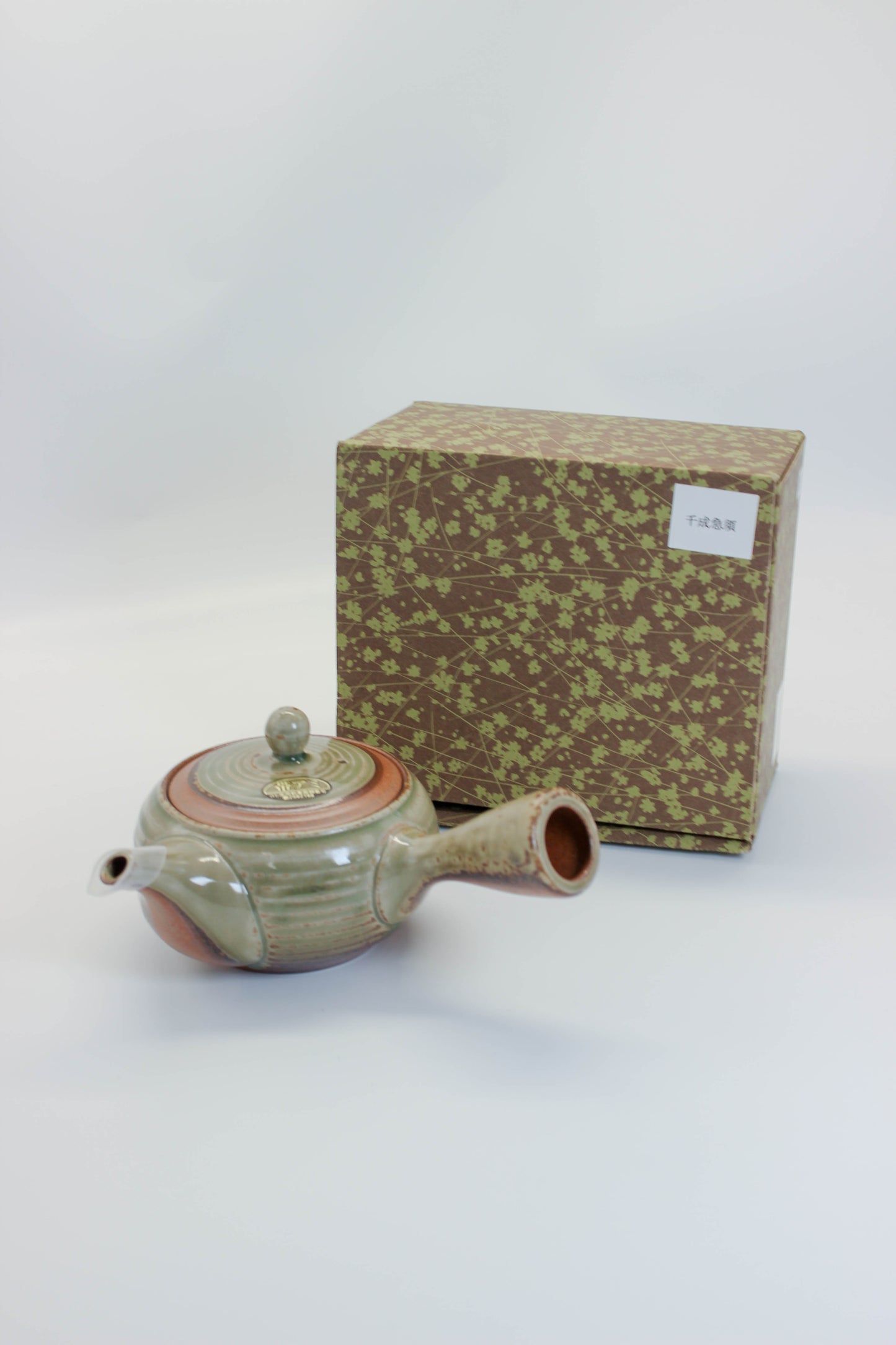 TC115 - Tokoname-yaki tea pot 常滑焼