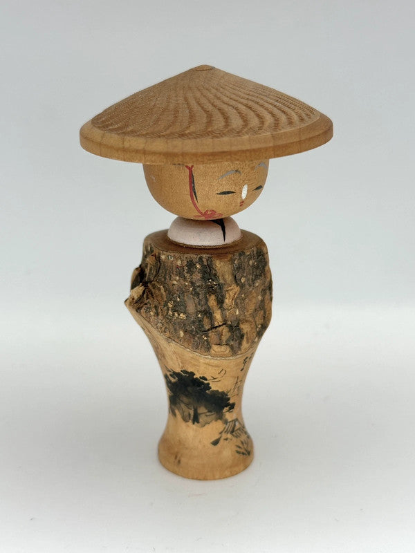 K10044 - Onsen souvenir kokeshi doll vintage