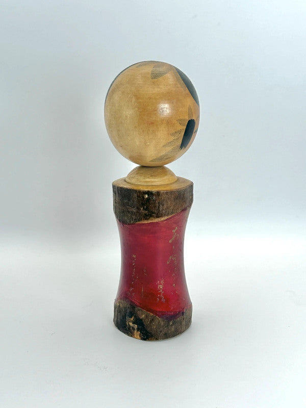 K15022 - Omiyage onsen kokeshi doll