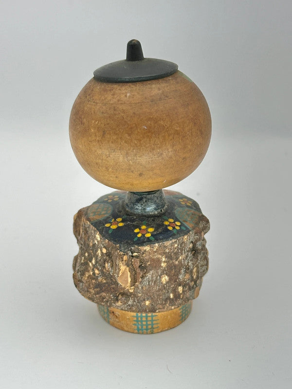 K10045 - Onsen kokeshi doll vintage Japan
