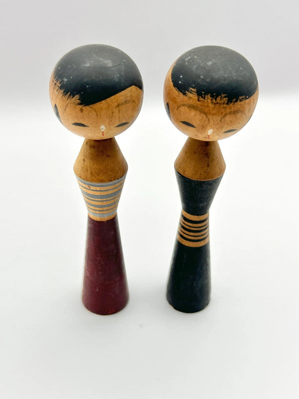K10026 - Sosaku kokeshi in pair and minimal style