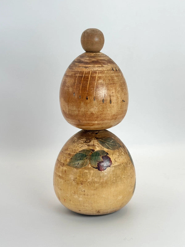 K18078 - Sosaku kokeshi Camellia (Tsubaki)