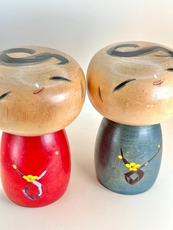 K18104 - “Spring” Pair of Sosaku Kokeshi by Takahashi Akinori 高橋昭倫 「春」