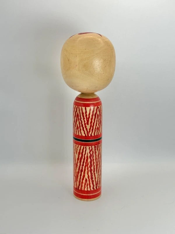 K25022 - Traditional Togatta kokeshi by Sato Masahiro