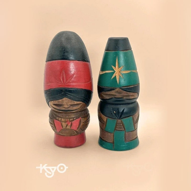 K15008 - Sosaku kokeshi doll Ainu set