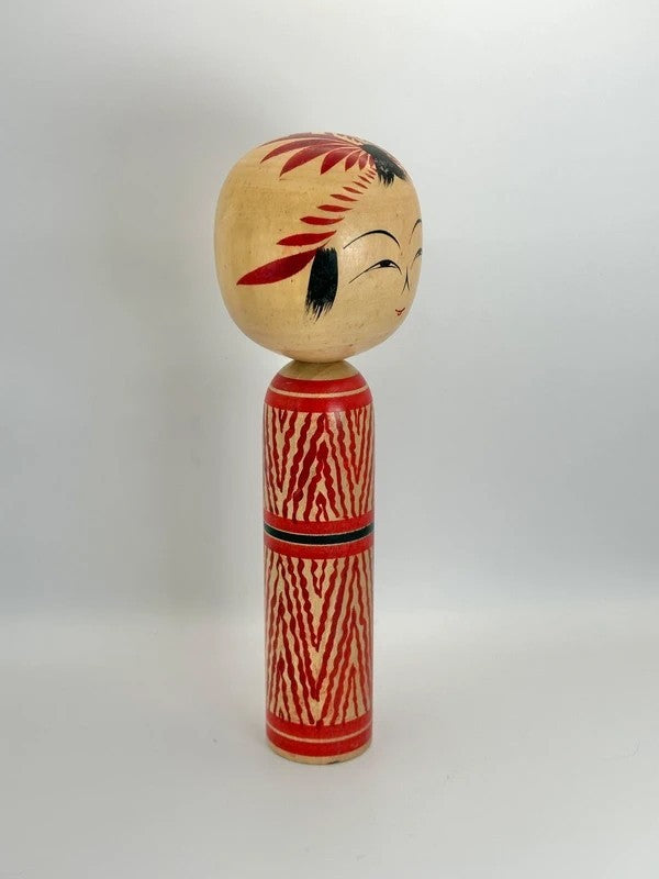 K25022 - Traditional Togatta kokeshi by Sato Masahiro