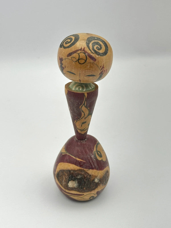 K10016 - Vintage Japanese kokeshi doll