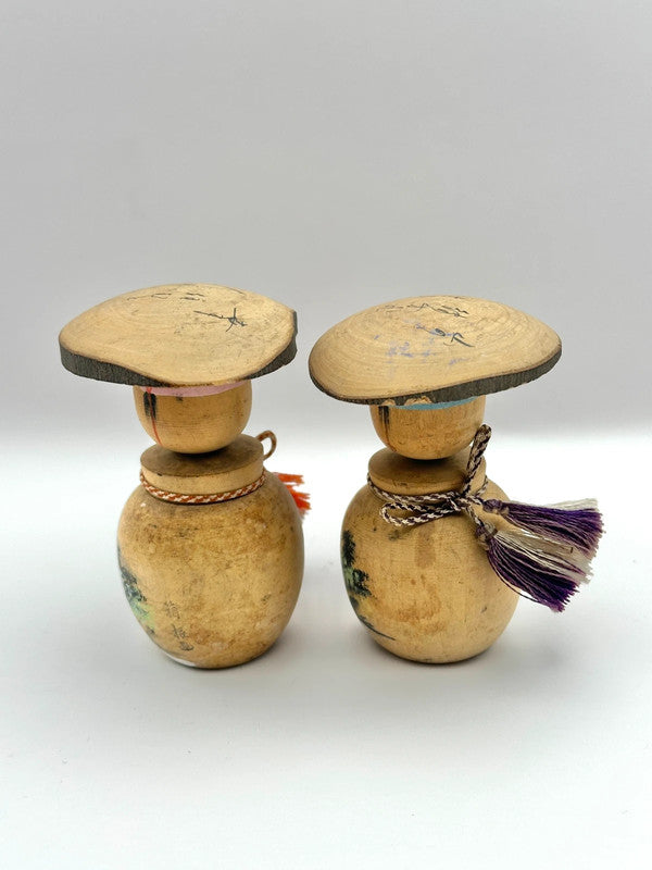 K10021 - Onsen souvenir kokeshi doll in pair