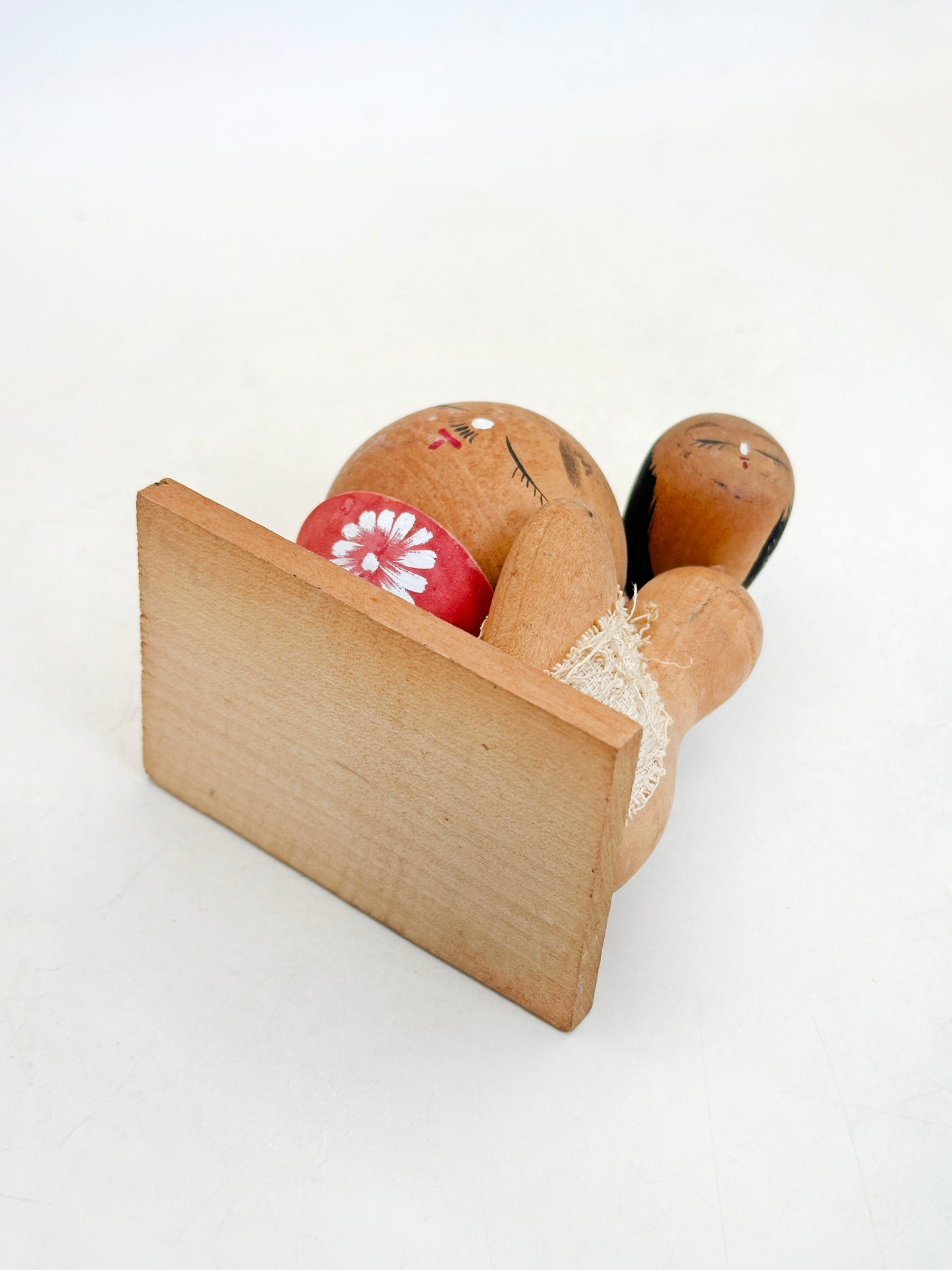 K10225 - Kokeshi Souvenir de Kusatsu Onsen 草津温泉