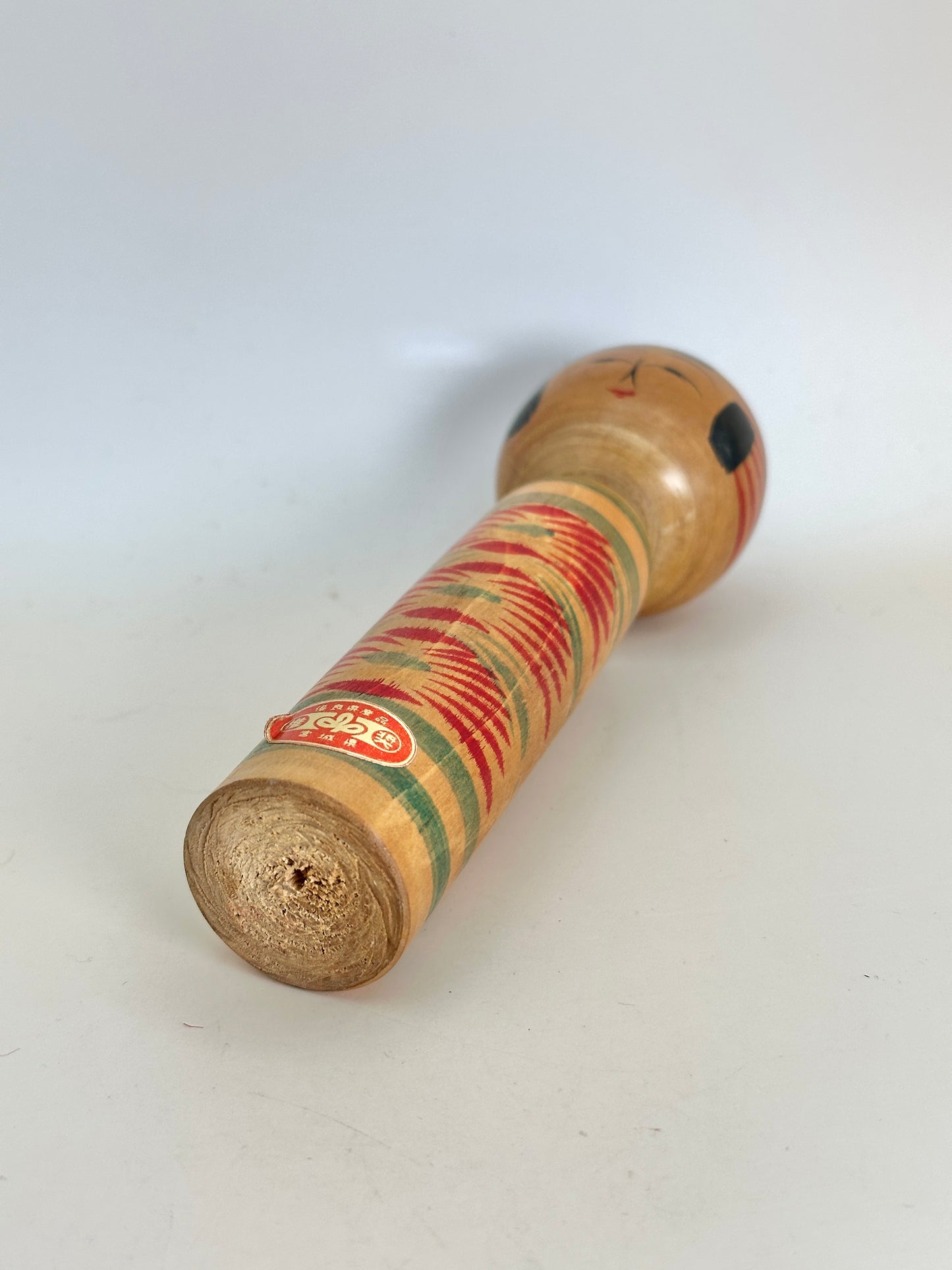 K15072 - Traditional Togatta kokeshi by Takeji Yamao 山尾武治