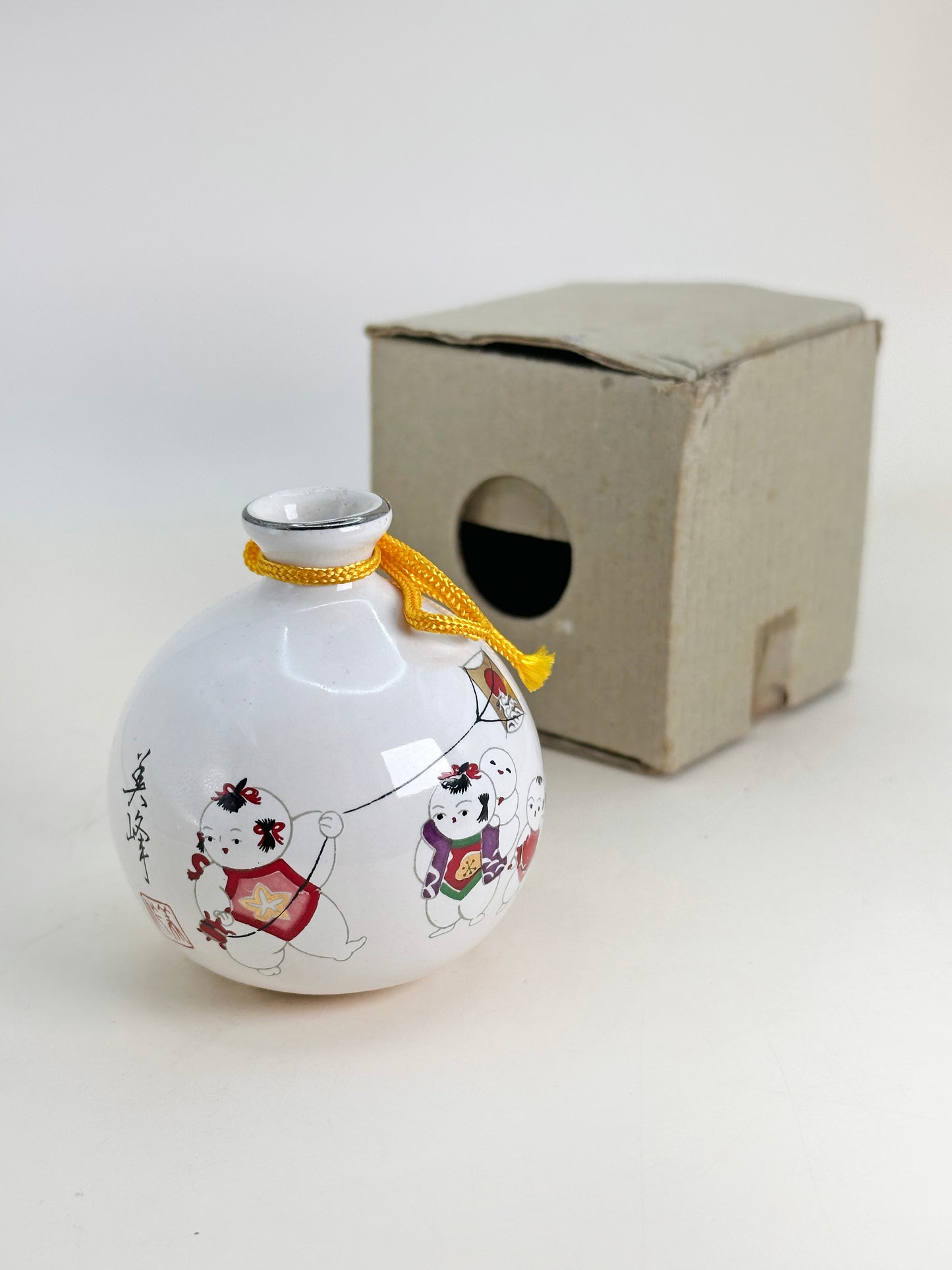 CB193 - Dorei Bell of Kotobuki Ningyo 寿人形