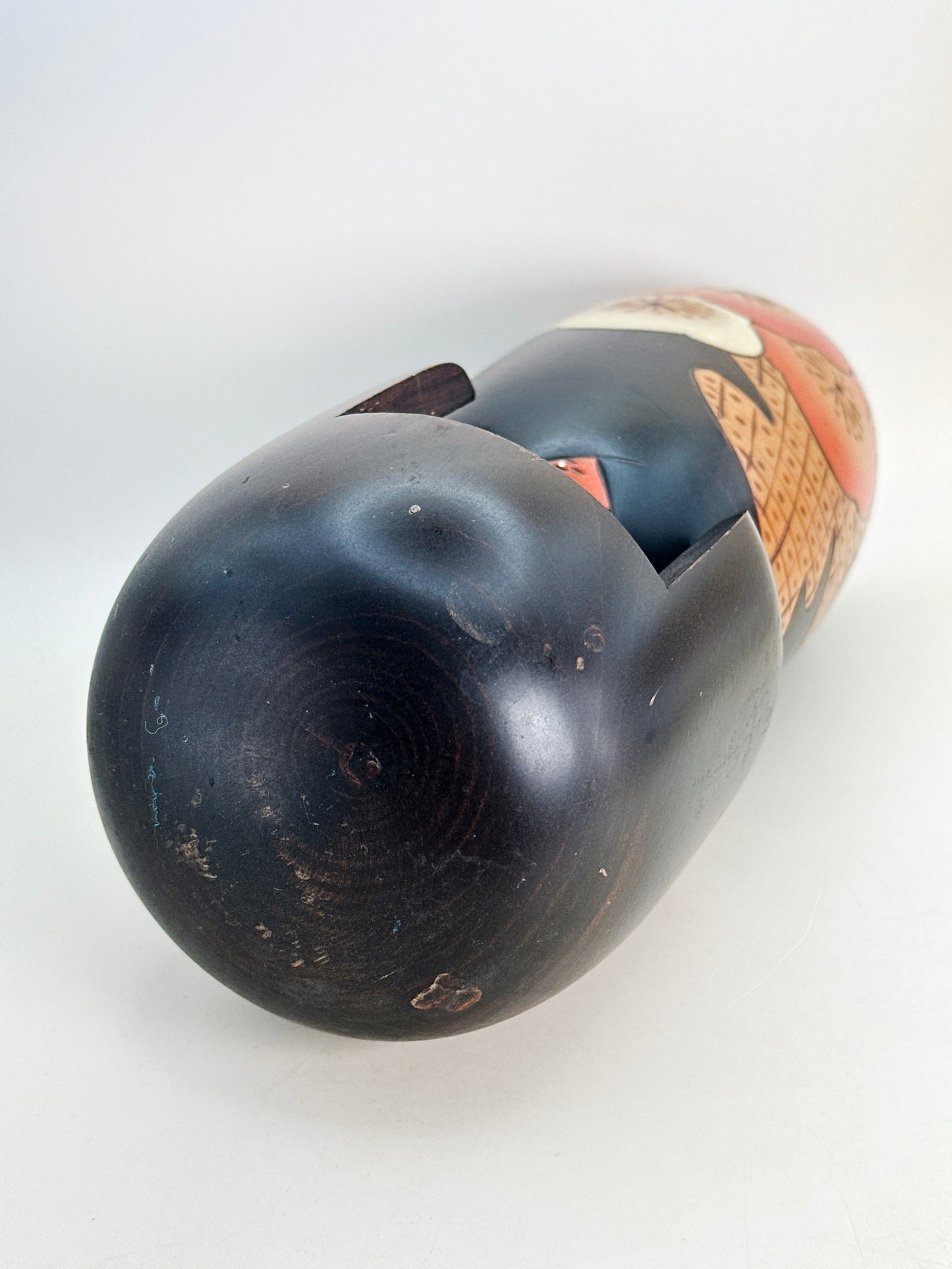 K25130 - Sosaku Kokeshi by Usaburō Okamoto 岡本卯三郎