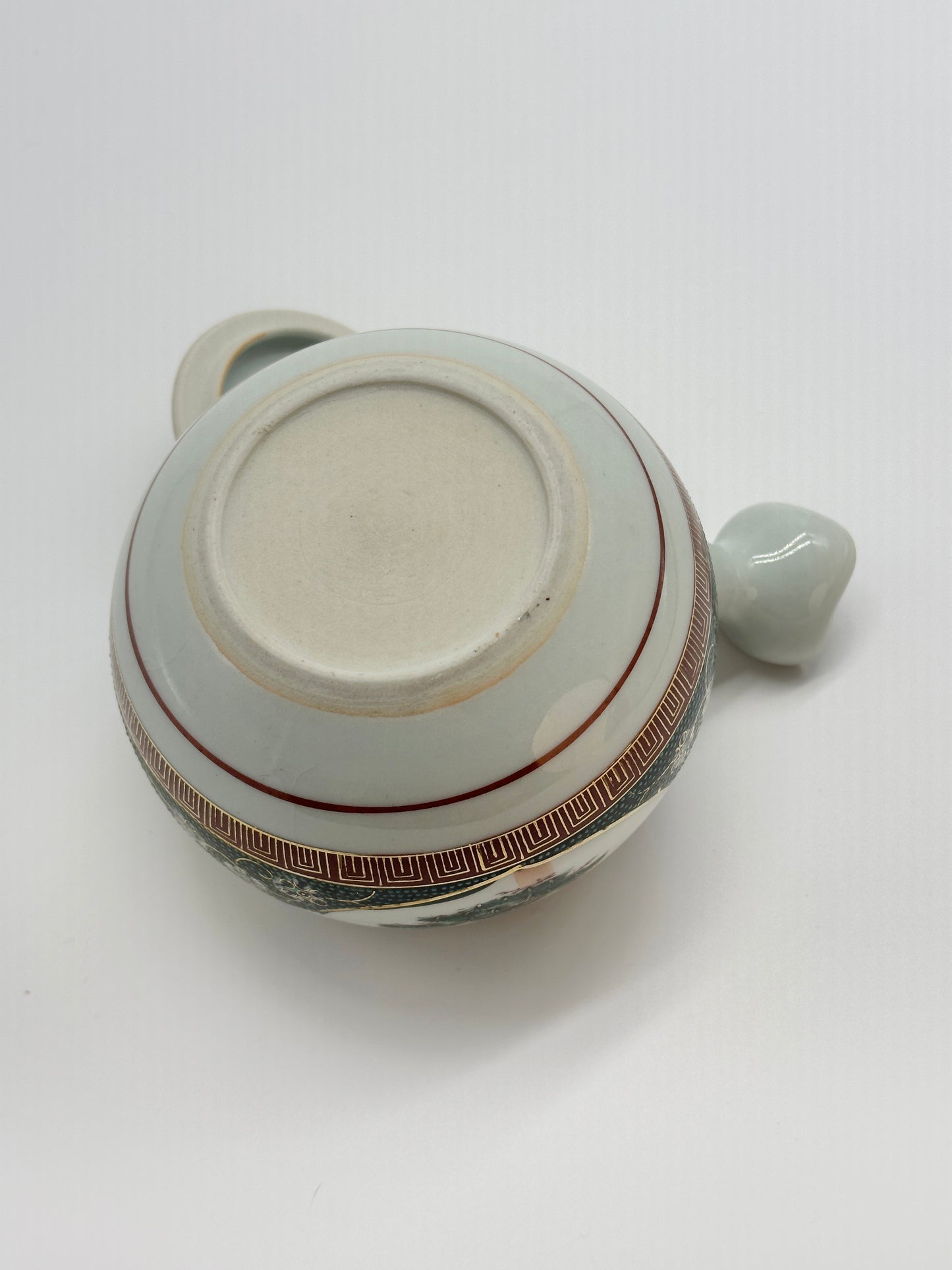 TB58 - Théière Kutani Ware "Trois amis de l'hiver" 歳寒三友