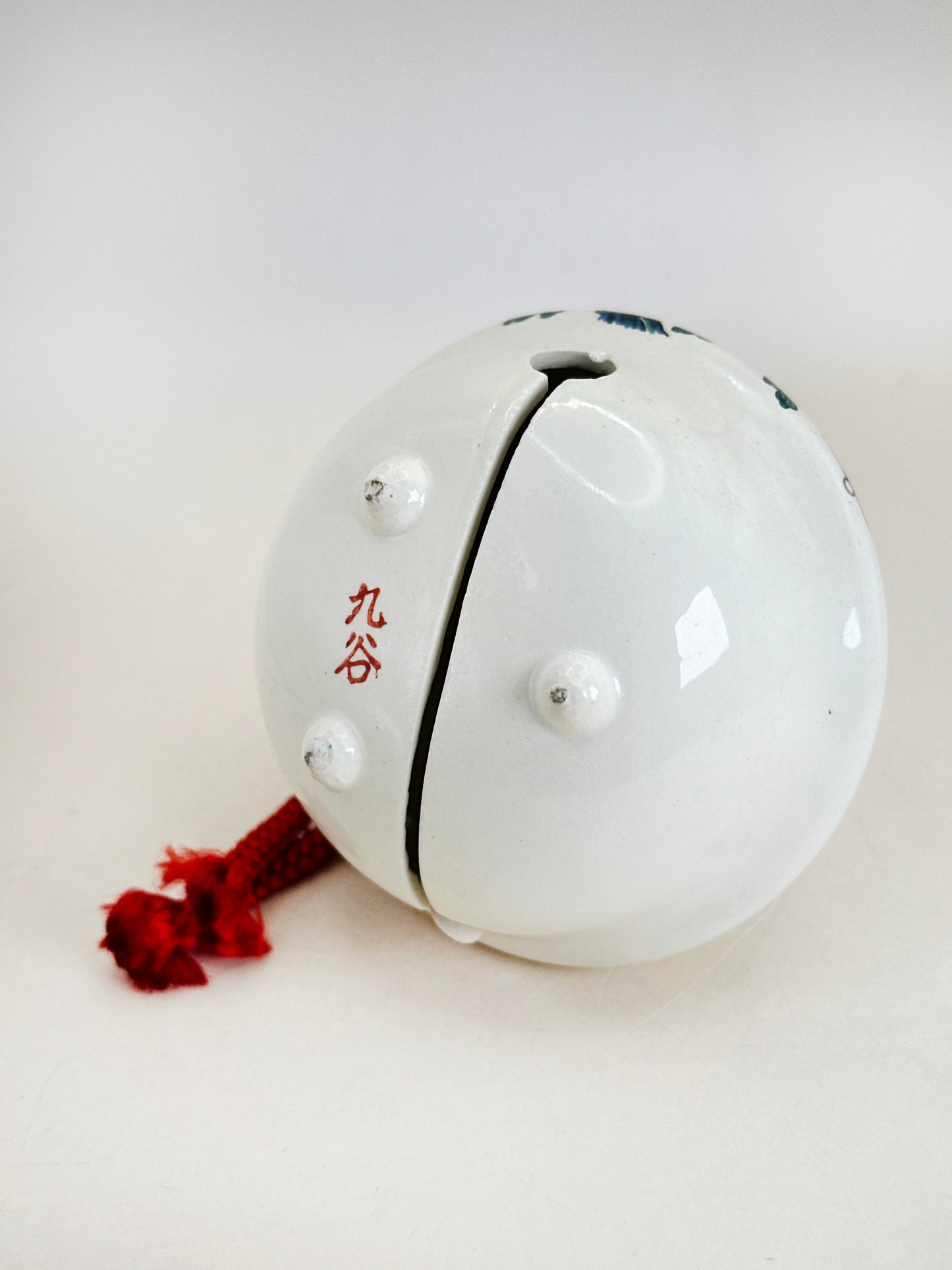CB206 - Dorei Clay Bell de Kutani-yaki 九谷焼