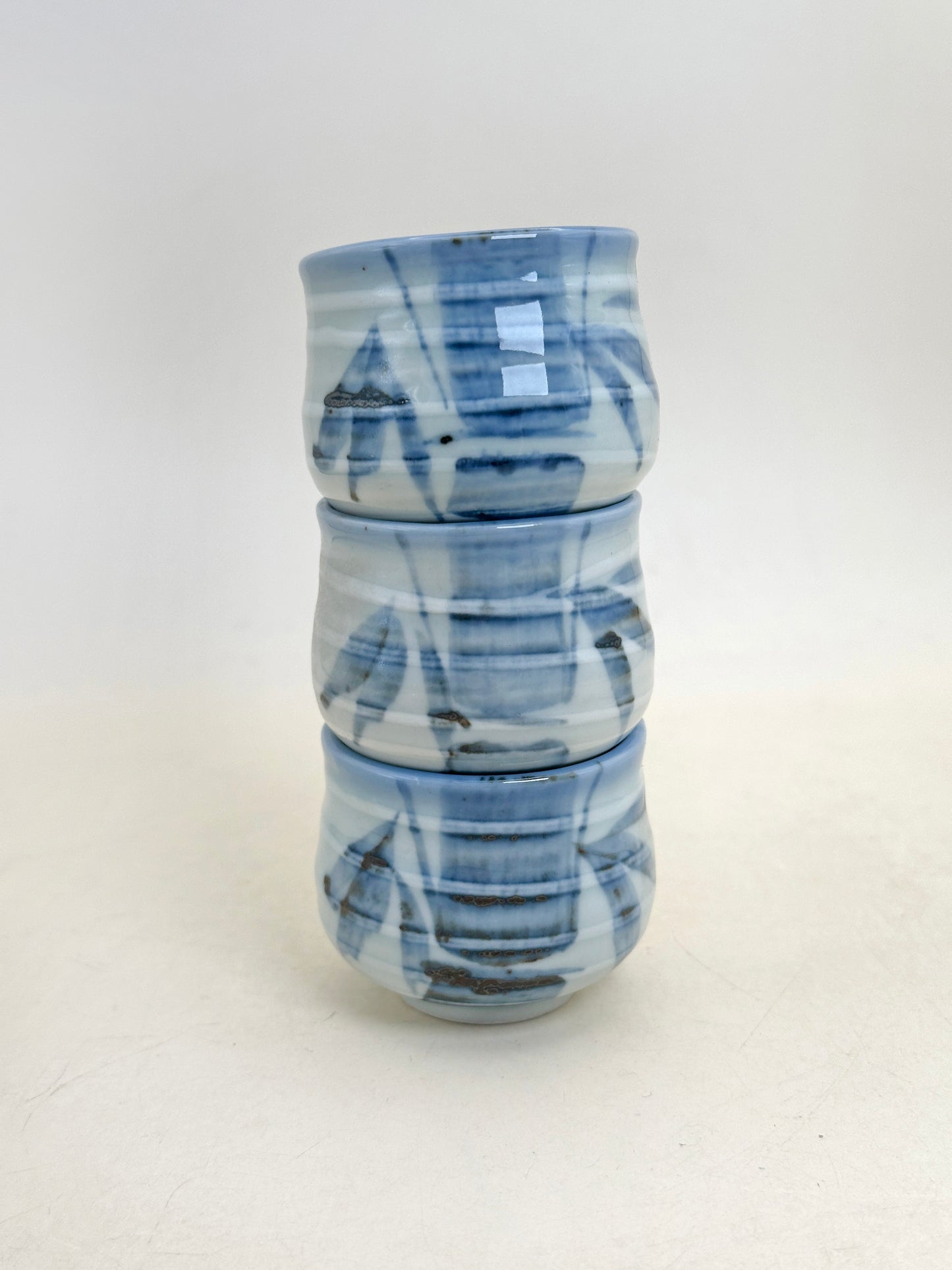 TB322 - Kutani-yaki guinomi cup set 九谷焼