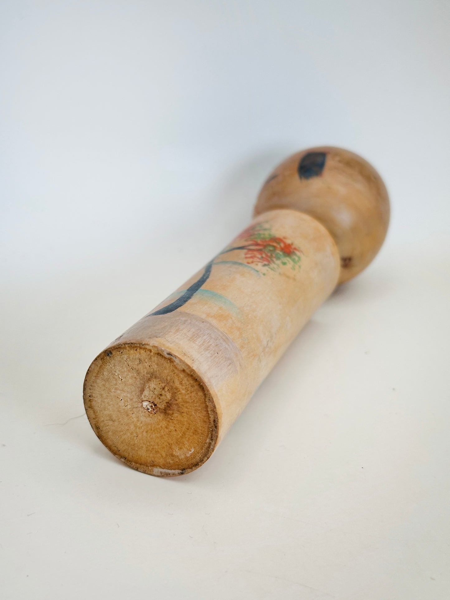 K15086 - Omiyage Kokeshi from Lake Towada 十和田湖