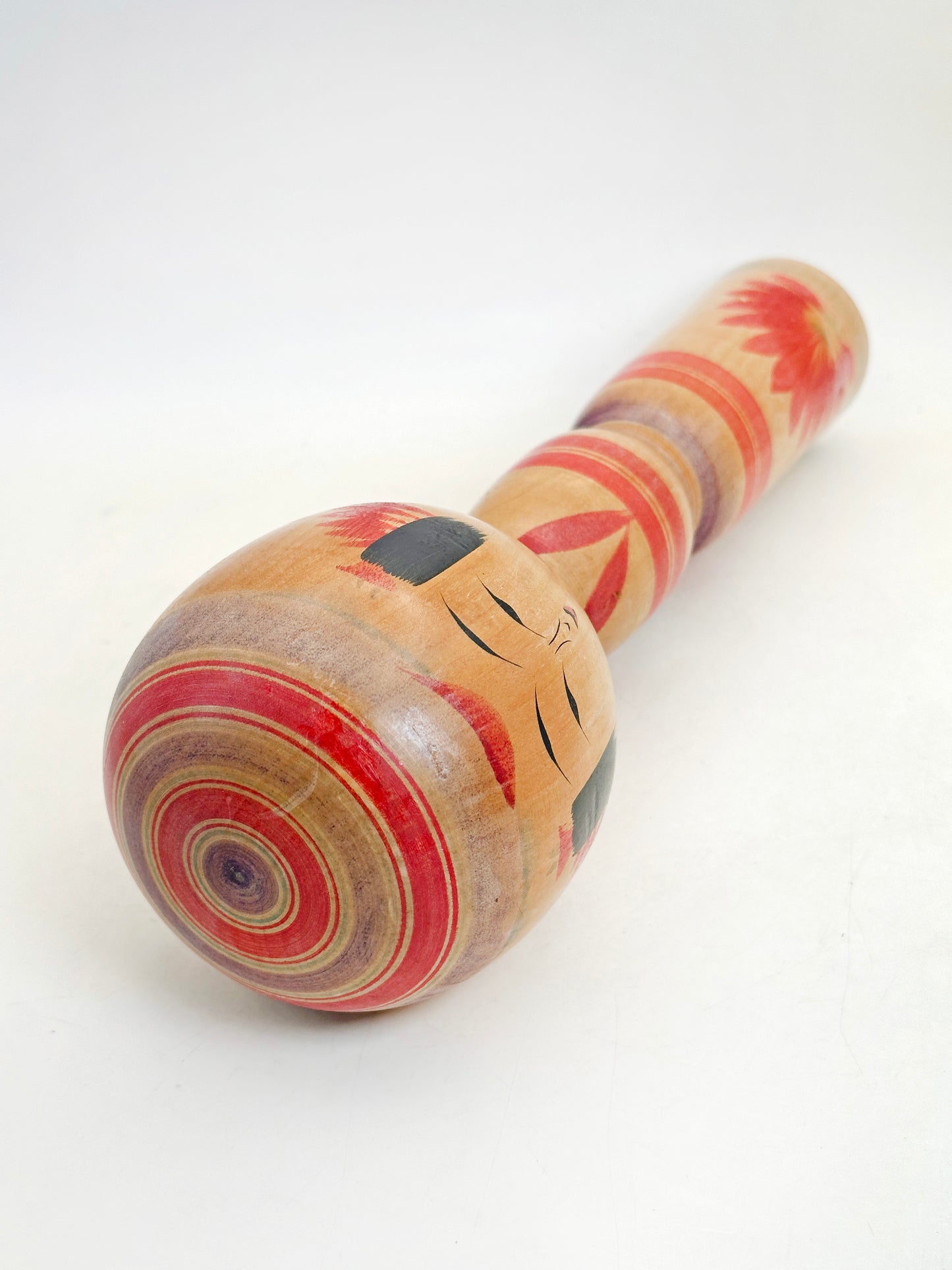 K30067 - Yajiro Kokeshi by Tatsuo Satō 佐藤辰雄