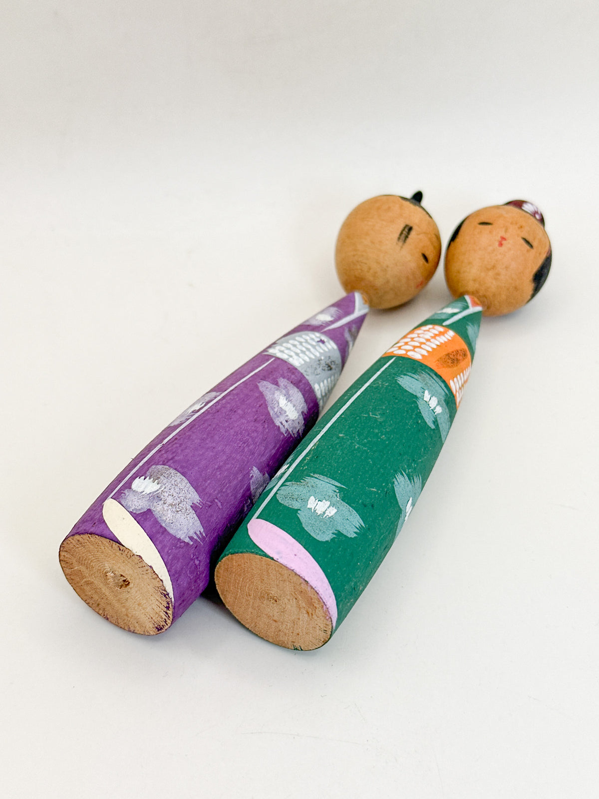 K15172 - Kokeshi Omiyage de Tōhoku 東北