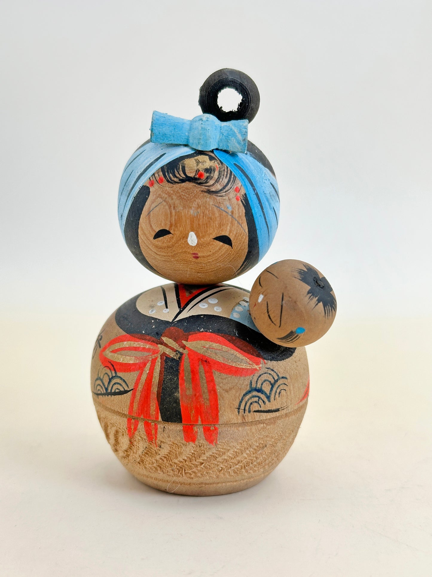 K10160 - Omiyage Kokeshi de Suigō Itako 水郷潮来