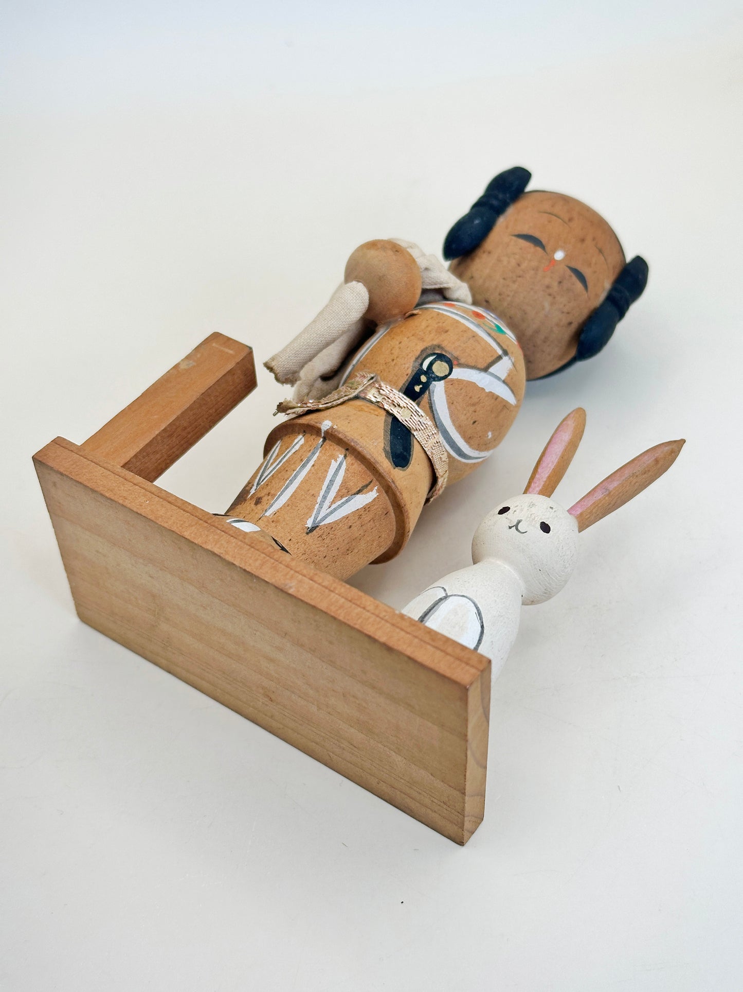 K15107 - Omiyage The White Hare of Inaba 因幡の白兎