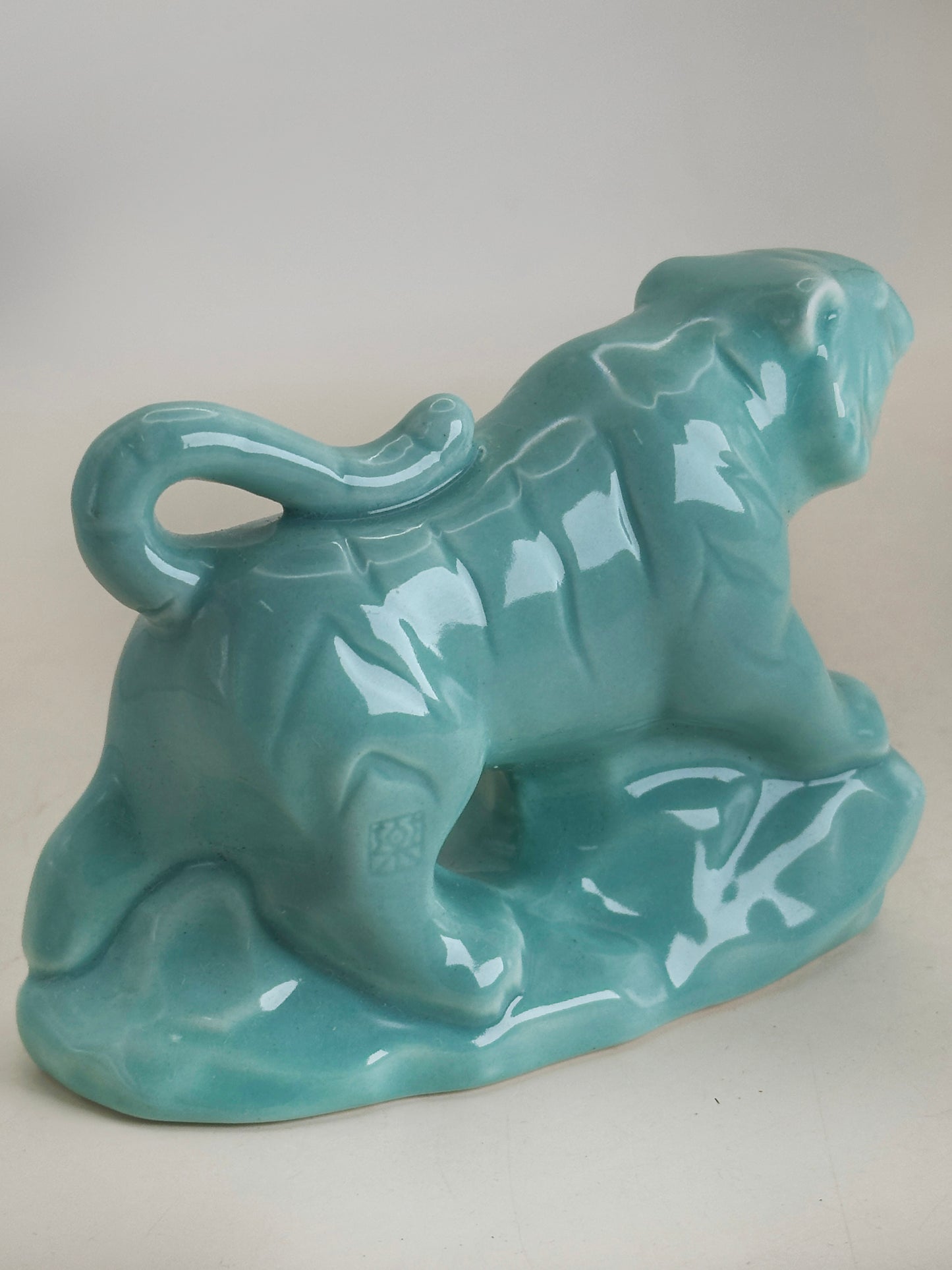 FT419 - Figurine de zodiaque Tigre par Yakushigama 薬師窯