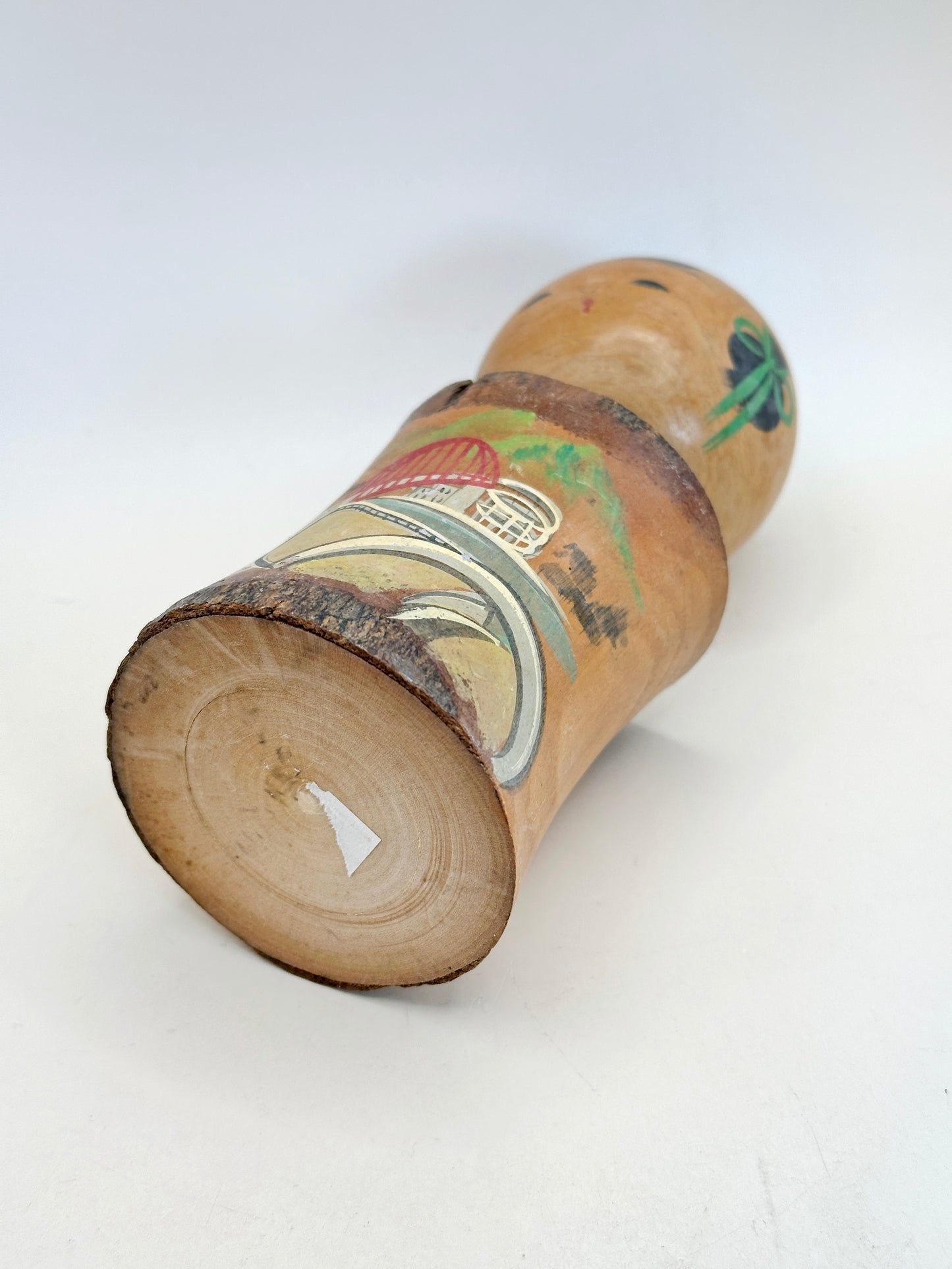 K15112 - Omiyage Kokeshi de Ondo Ōhashi 音戸大橋