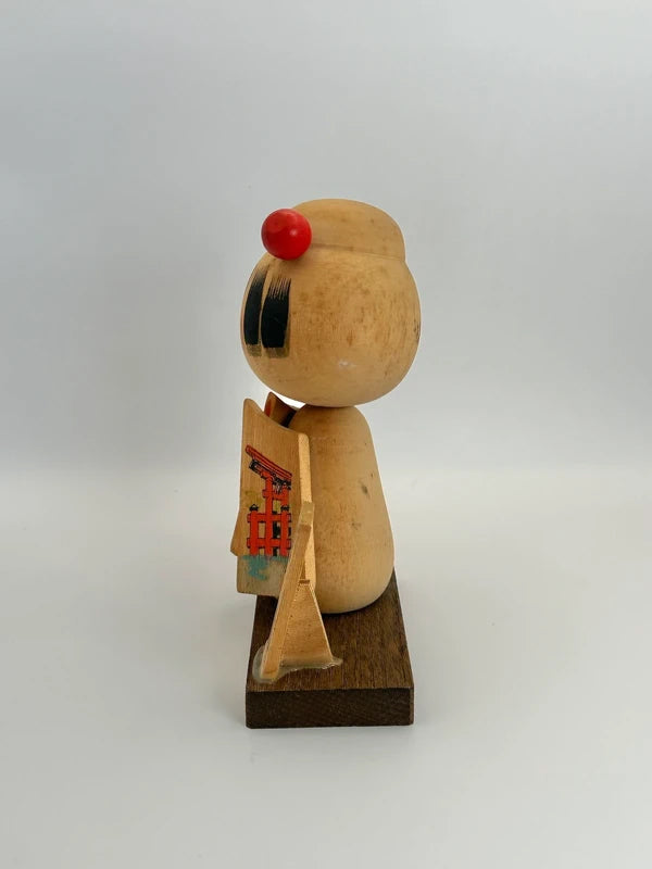 K15054 - Kokeshi Sosaku de Miyajima 宮島