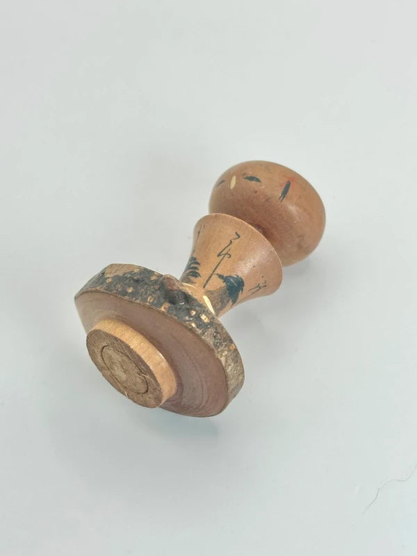 K10116 - Poupée kokeshi onsen omiyage vintage
