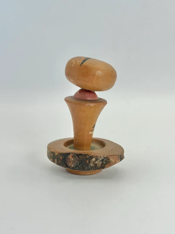 K10116 - Poupée kokeshi onsen omiyage vintage