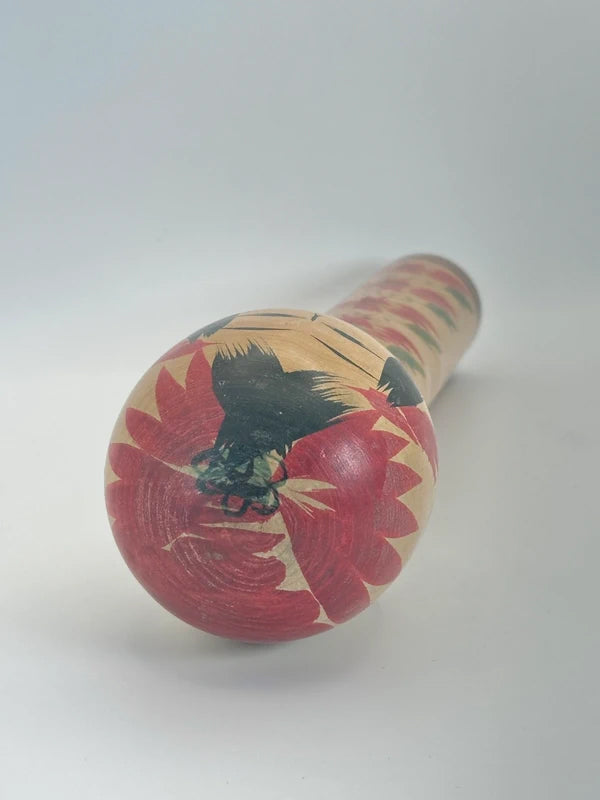 K25031 - Togatta Kokeshi par Shoichi Kanno 菅野昭一