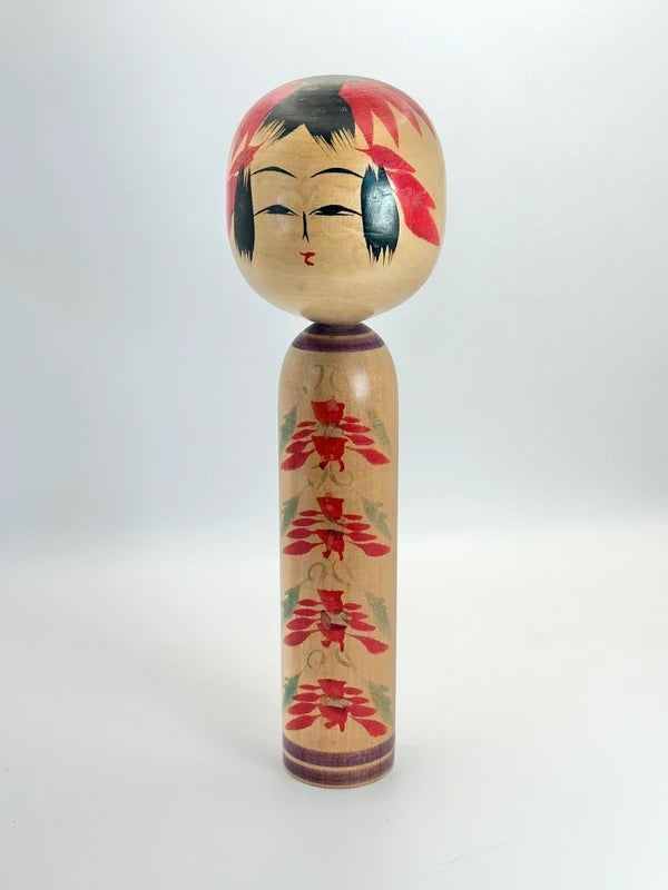 K25031 - Togatta Kokeshi par Shoichi Kanno 菅野昭一