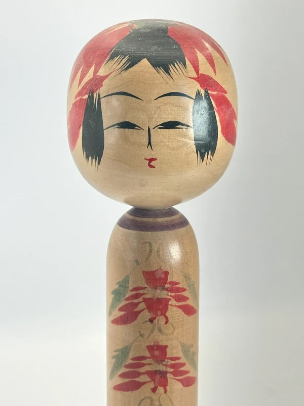 K25031 - Togatta Kokeshi par Shoichi Kanno 菅野昭一