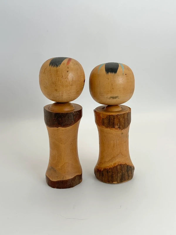 K10096 - Paire de kokeshi omiyage vintage