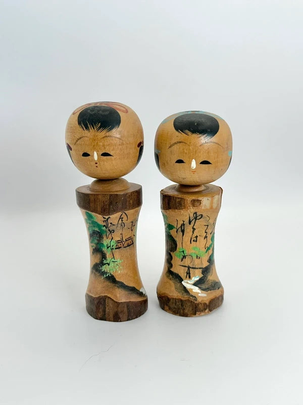 K10096 - Paire de kokeshi omiyage vintage