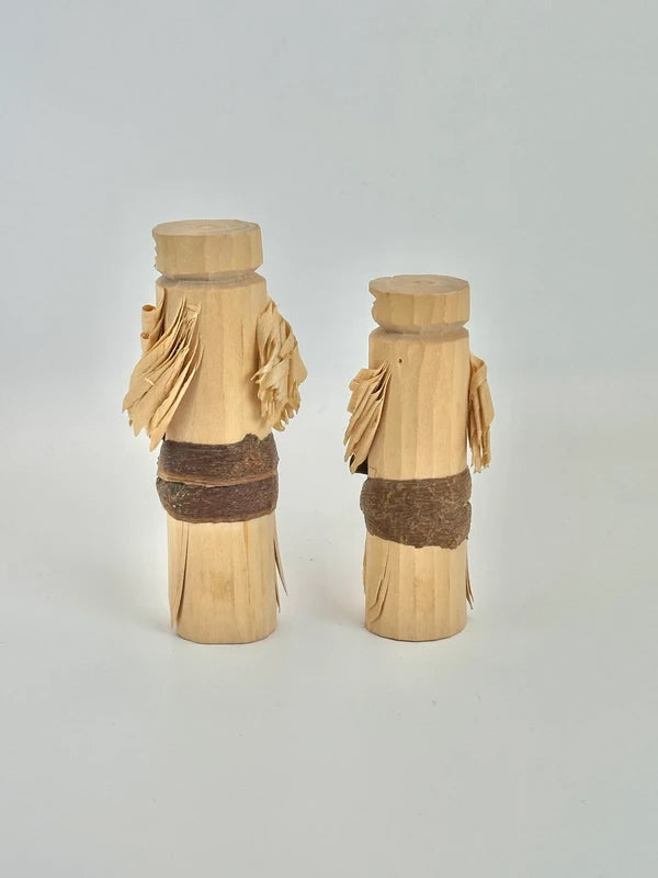 K10112 - Poupée en bois Aïnu par Imakichi Akibe 秋辺今吉