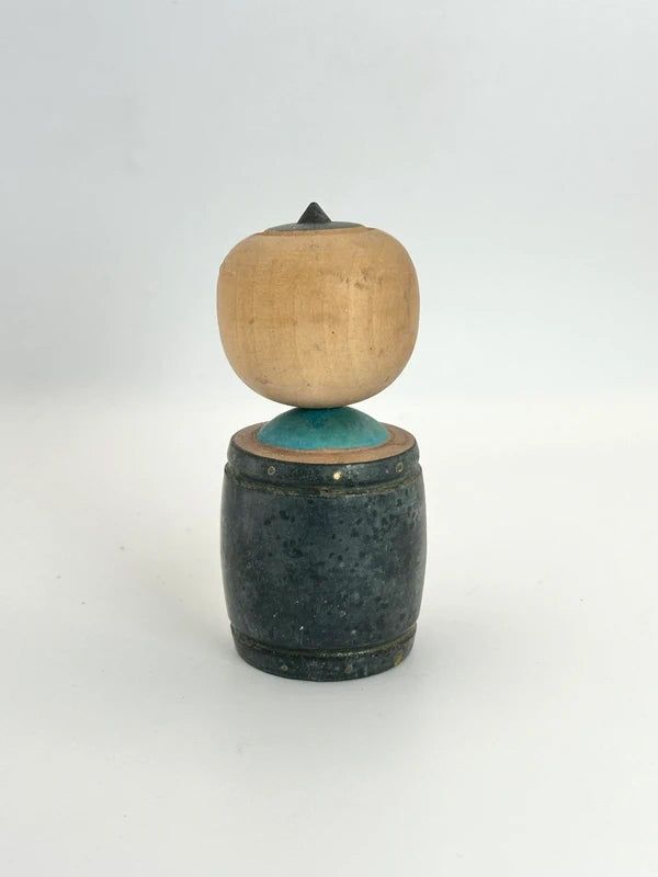 K10095 - Poupée kokeshi omiyage vintage
