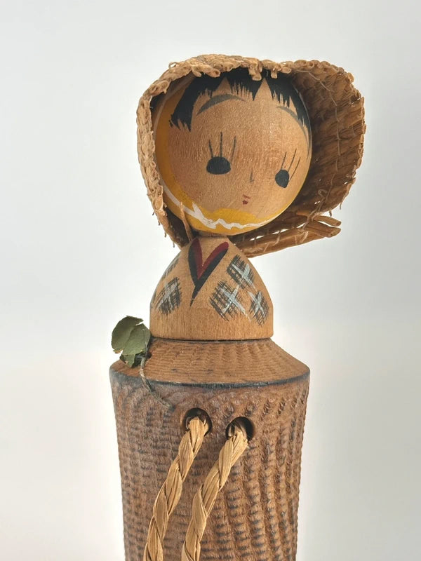 K10114 - Poupée kokeshi omiyage vintage