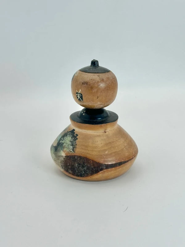 K10117 - Omiyage kokeshi Ōshima 日本大島