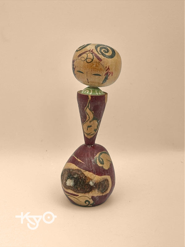 K10016 - Vintage Japanese kokeshi doll