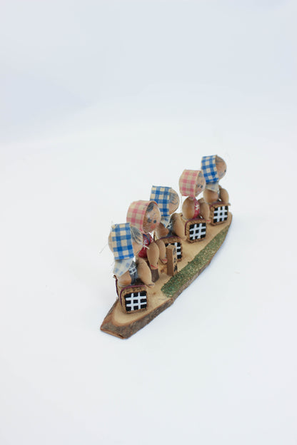 K20162 - Omiyage Kokeshi from Lake Haruna 榛名湖